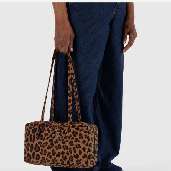 BAGGU Leopard Bowler Bag NWOT - Picture 7 of 8